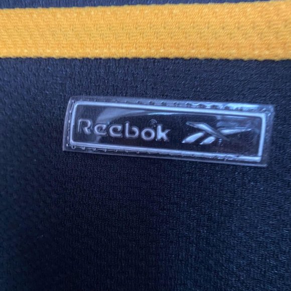 VINTAGE REEBOK ZIP UP  POLO  SHIRT. - Picture 2 of 4